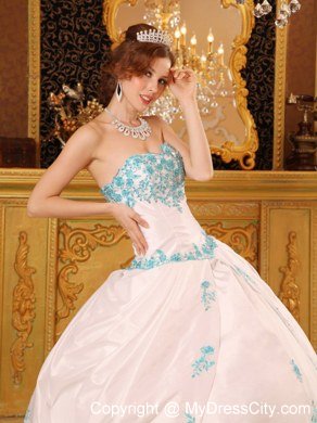 White Sweetheart Appliques Full length Quinceanera Dress Under 300