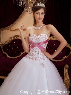 Princess Sweetheart Appliques White 2013 Sweet Sixteen Dresses