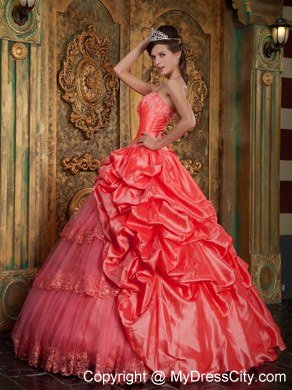 Watermelon Red Sweetheart Appliques Lace Quinceanera Gowns