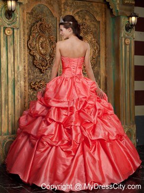 Watermelon Red Sweetheart Appliques Lace Quinceanera Gowns