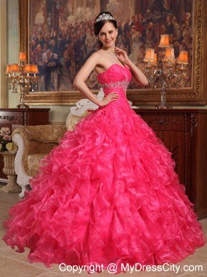 Sweetheart Beading 2013 Best Red Quinceanera Gowns with Ruffled