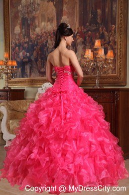 Sweetheart Beading 2013 Best Red Quinceanera Gowns with Ruffled