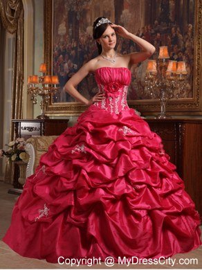 Strapless Ball Gown Appliques Quinceanera Dresses in Coral Red