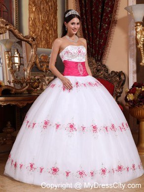 213 Cute Puffy Strapless Embroidery 16 Birthday Dress for Girl