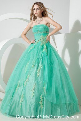 Apple Green Organza Ruches and Appliques 2013 Sweet 15 Dress