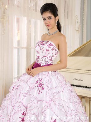 White Organza Ruffles Quinceanera Dress With Embroidery Decorate