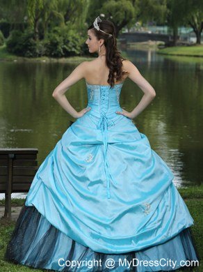 Aqua Blue Taffeta 2013 Quinceanera Dress with Appliques and Pick-ups