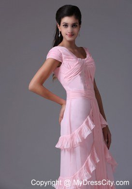 Short Sleeves Baby Pink Scoop Column Celebrity Dress With Ruffed Layers