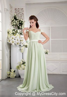 Apple Green Off The Shoulder Brush Train Prom Dress