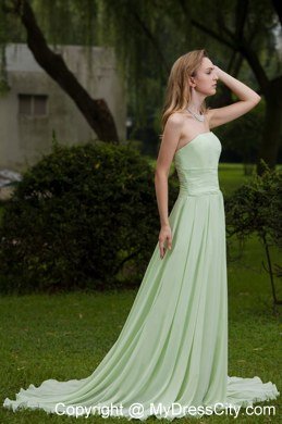 Apple Green Empire Strapless Celebrity Dress with Court Train