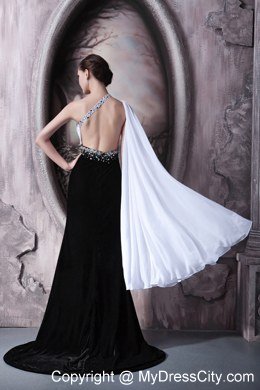 White and Black One Shoulder Beading Celebrity Dress for Watteau Train