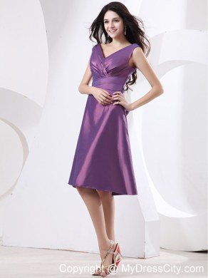 Memorable Simple V-neck Purple Knee-length Bowknot Bridesmaid Dresses