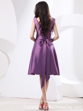 Memorable Simple V-neck Purple Knee-length Bowknot Bridesmaid Dresses