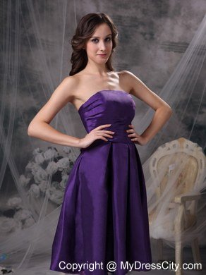 Customize Eggplant Purple A-line Strapless Knee-length Bridesmaid Dress