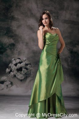 Discounted Green Sweetheart Column Bridesmaid Dress with Hand Made Flower