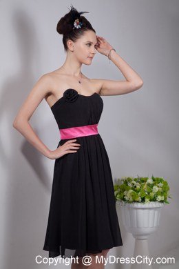 Black Empire Strapless Chiffon Short Bridesmaid Dresses with Pink Sashes