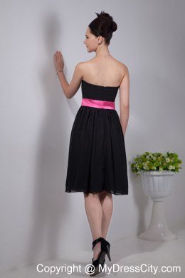 Black Empire Strapless Chiffon Short Bridesmaid Dresses with Pink Sashes