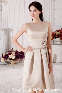 Fashion Sleek Champagne Bateau Short A-line Bridesmaid Dress with Flowers