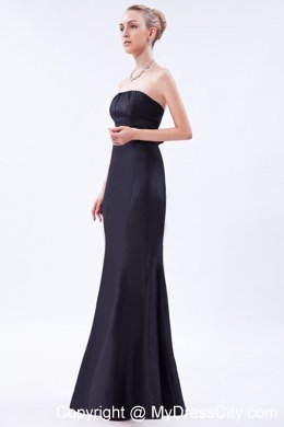 Navy Blue Column Strapless Floor-length Ruched Bridesmaid Dress