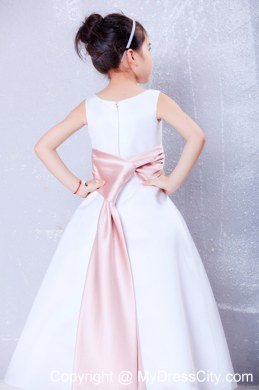 A-line Scoop Taffeta Sash Decorate Flower Girl Dress in White and Pink