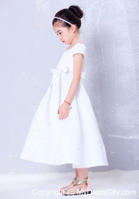 Scoop Neckline Tea-length Beading and Bow Decorate Flower Girl Dress