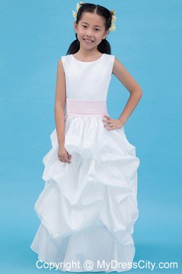 Floor-length White Flower Girl Dress A-line Style with Scoop and Belt