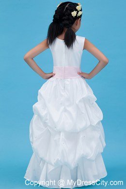 Floor-length White Flower Girl Dress A-line Style with Scoop and Belt