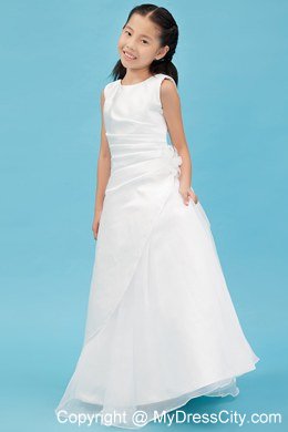 A-line Floor-length Flower Girl Dress Scoop Neckline with Appliques