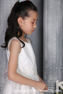 A-line Ankle-length Scoop and Appliques Designed Flower Girl Dress