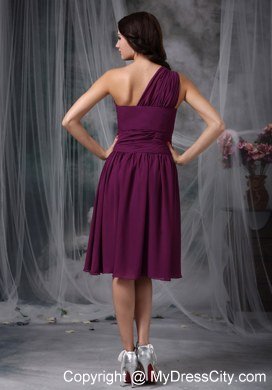 One Shoulder Knee-length Ruched Homecoming Dress in Purple