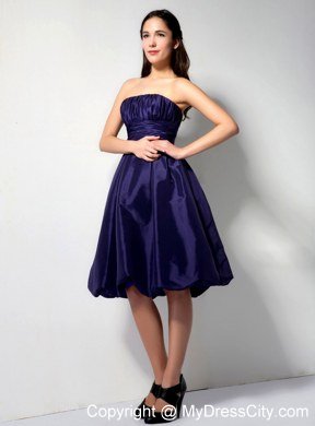 Dark Purple Pleated Strapless Knee-length Dress for Homecoming