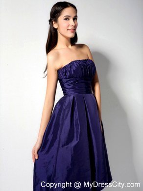 Dark Purple Pleated Strapless Knee-length Dress for Homecoming