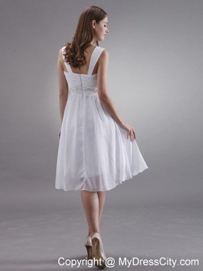 Chiffon Wide Straps Knee-length Homecoming Dress With Appliques