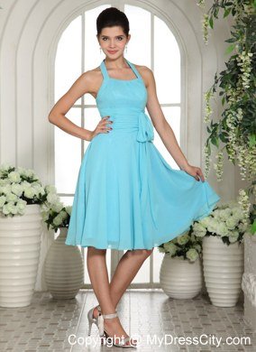 Knee-length Halter Aqua Blue Chiffon Homecoming Dresses Sashed