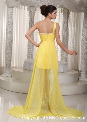 High-low Yellow A-line One Shoulder Homecoming Dress Beaded