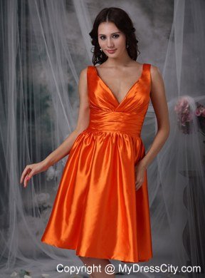 Orange Red Taffeta Short V-neck 2013 Homecoming Dress Ruced