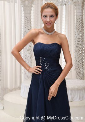 2013 Strapless Navy Blue Chiffon Dress For Prom with Ruches