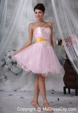 Beaded Decorate Bodice Baby Pink Short Prom Dress For 2013