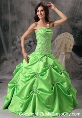 Strapless Appliques With Beading Spring Green Quinceanera Gowns