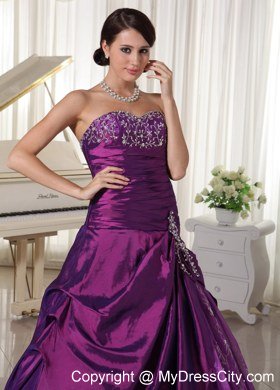 Hottest Style Sweetheart Appliques Purple Sweet 15 Dresses With Beading