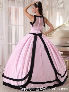 Bateau Zipper Up Back Baby Pink Sweet Sixteen Dresses With Black Hem