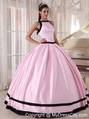 Bateau Zipper Up Back Baby Pink Sweet Sixteen Dresses With Black Hem