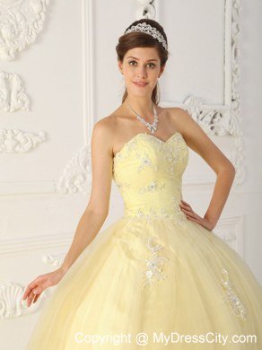 Tulle Appliques Sweetheart Light Yellow Quinceanera Dresses For Cheap