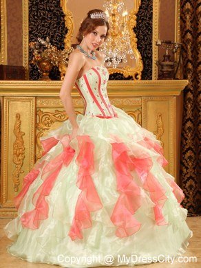 Popular Strapless Organza Ruffles Sweet 16 Dresses With Appliques