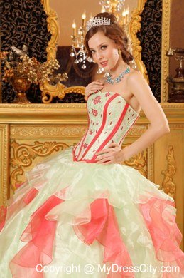 Popular Strapless Organza Ruffles Sweet 16 Dresses With Appliques