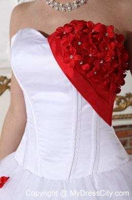 White Sweetheart Ball Gown Sweet 16 Dresses With Red Petals