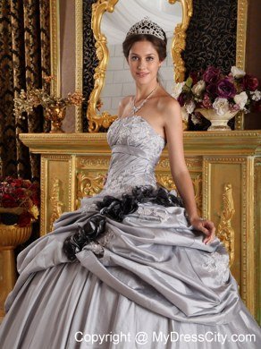 Gray Strapless Beading Appliques Flowers Sleeveless Quinceanera Gown