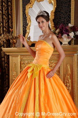 Beaded Neckline Orange Strapless Sweet 15 Dresses Embroidery Bow