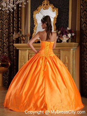 Beaded Neckline Orange Strapless Sweet 15 Dresses Embroidery Bow