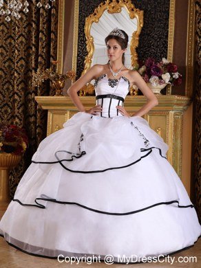 Strapless White Appliques 2013 Spring Quinceanera Dresses Under 300